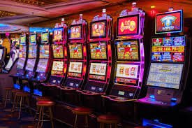 Sports betting odds display covering basketball and football on ph363